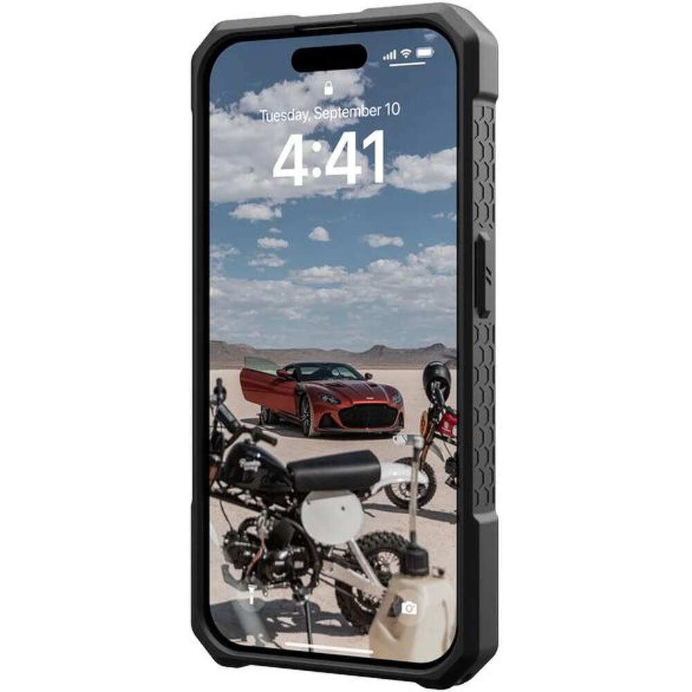 Husa iPhone 12 Pro Max Midnight - UAG Monarch Pro MagSafe Carbon Fiber